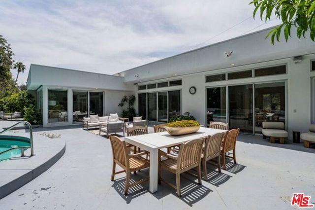 816 N Kenter Avenue, Los Angeles, CA 90049
