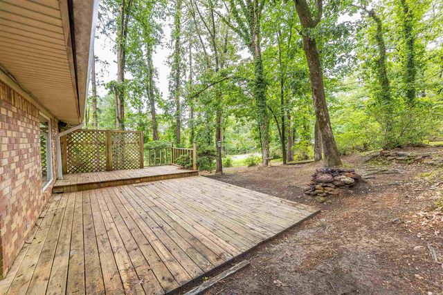 1030 Woodcrest Rd, Camden, AR 71701