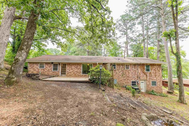 1030 Woodcrest Rd, Camden, AR 71701