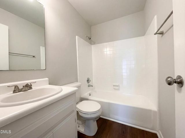 4113 Mill Bridge Road, Hope Mills, NC 28348