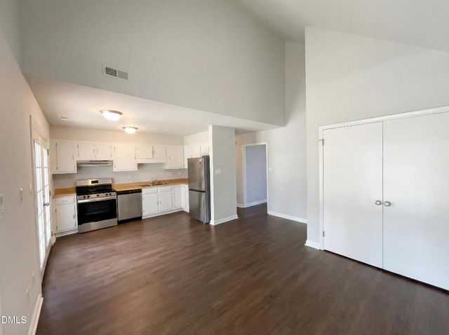 4113 Mill Bridge Road, Hope Mills, NC 28348