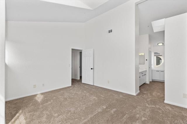 835 N Cleveland Street E, Oceanside, CA 92054