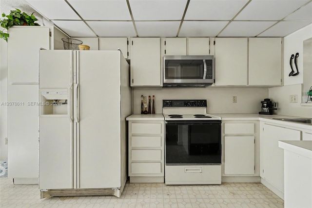 1557 N 15th Terrace, Hollywood, FL 33020