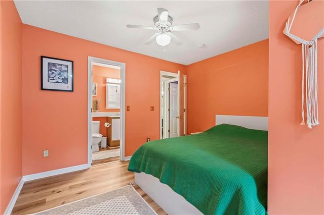 2405 NE 68th Street, Gladstone, MO 64118