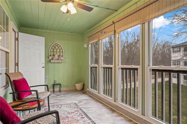 2405 NE 68th Street, Gladstone, MO 64118