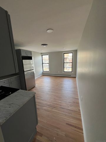 49 Hill Street, Waterbury, CT 06704