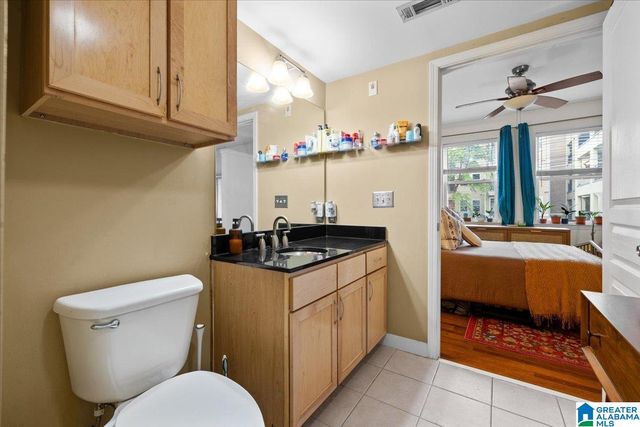 401 20th St S Apt 216, Birmingham, AL 35233