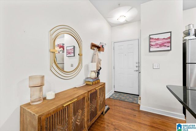 401 20th St S Apt 216, Birmingham, AL 35233