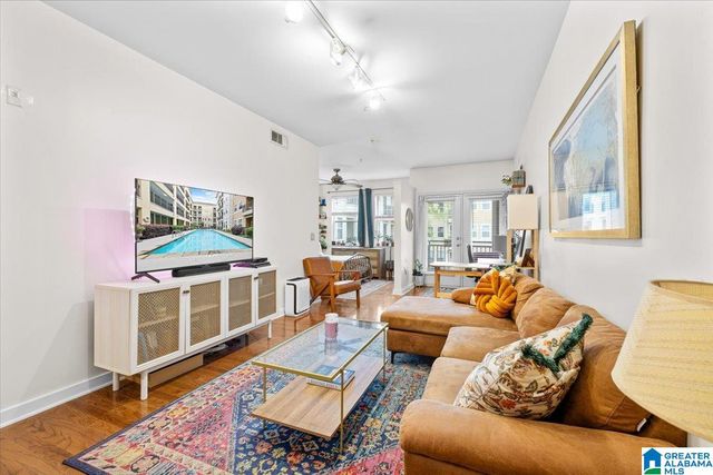 401 20th St S Apt 216, Birmingham, AL 35233