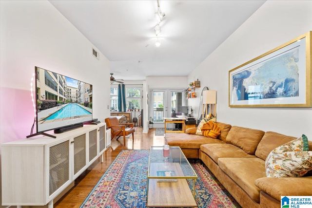 401 20th St S Apt 216, Birmingham, AL 35233