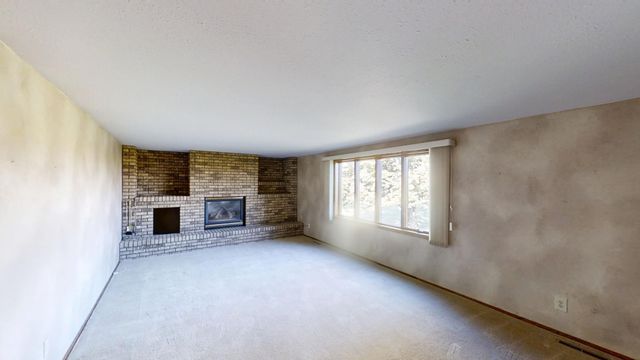 1704 Plainview Lane, Albert Lea, MN 56007