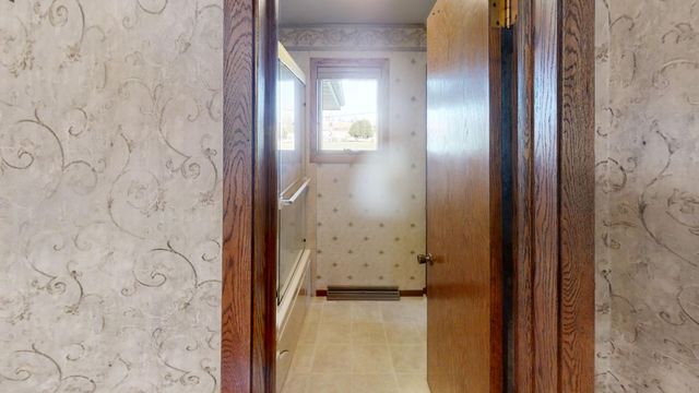 1704 Plainview Lane, Albert Lea, MN 56007