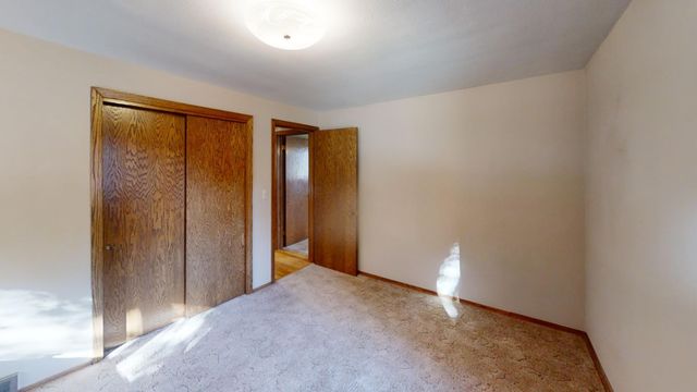 1704 Plainview Lane, Albert Lea, MN 56007