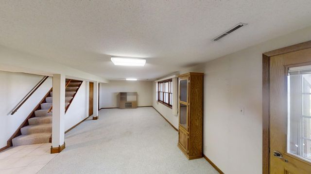 1704 Plainview Lane, Albert Lea, MN 56007