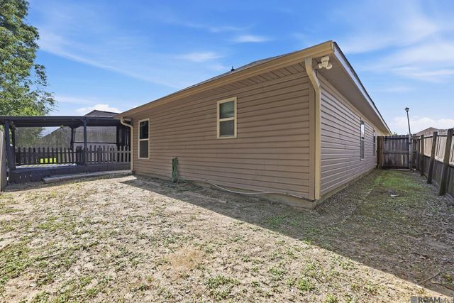 22830 Citation Dr, Denham Springs, LA 70726