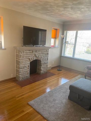6258 Nottingham Avenue 2W, St Louis, MO 63109