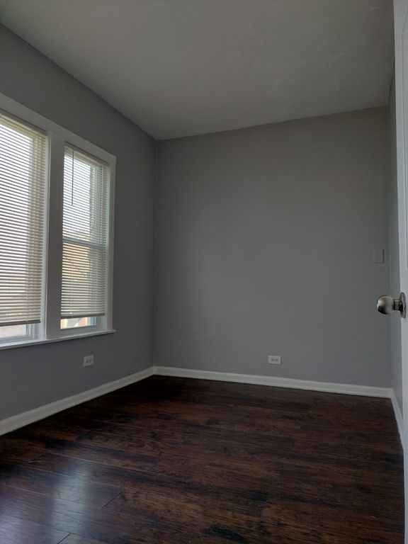 2525 E 72nd Place, Chicago, IL 60649 — photo 5