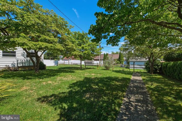 1136 BROADWAY BLVD, Reading, PA 19607
