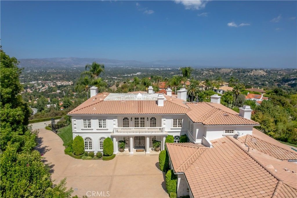 23484 PARK COLOMBO, Calabasas, CA 91302 — photo 2