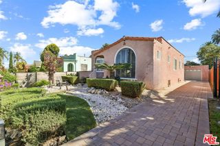 5922 6th Avenue, Los Angeles, CA 90043