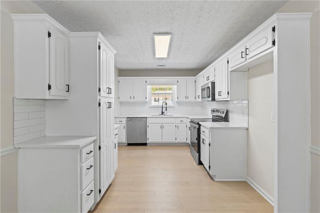 185 Brighton Drive, Covington, GA 30016