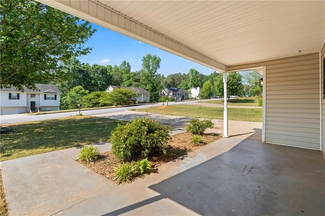 185 Brighton Drive, Covington, GA 30016