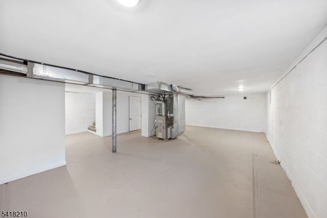 43 S Michigan Ave, Kenilworth Boro, NJ 07033