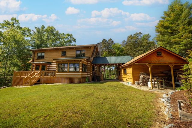 179 Cessna Loop, Blue Ridge, GA 30513