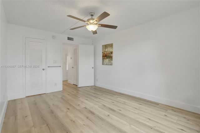 9041 Sunrise Lakes Blvd 106, Sunrise, FL 33322