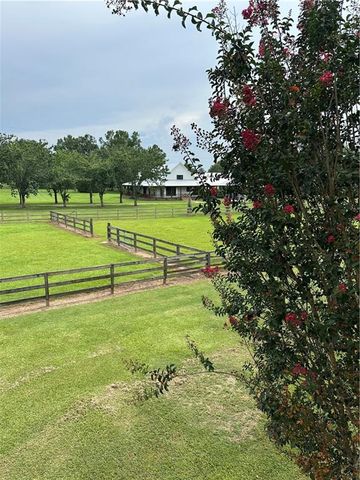 10358 Bryants Landing Road, Stockton, AL 36579