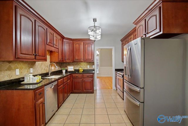 238 River Walk Trail, New Market, AL 35761