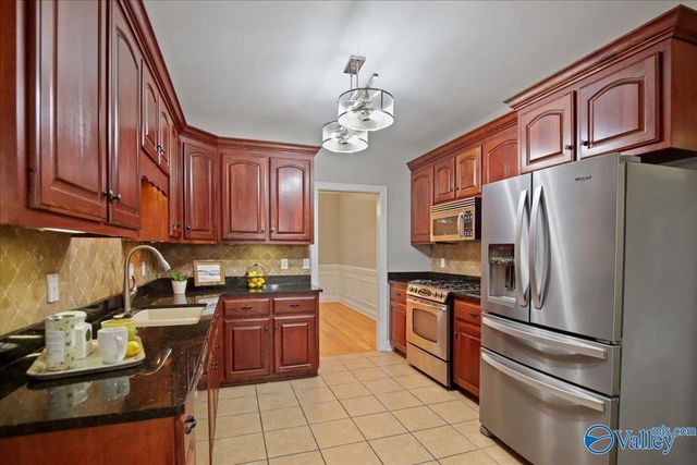 238 River Walk Trail, New Market, AL 35761