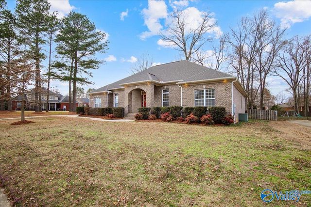238 River Walk Trail, New Market, AL 35761