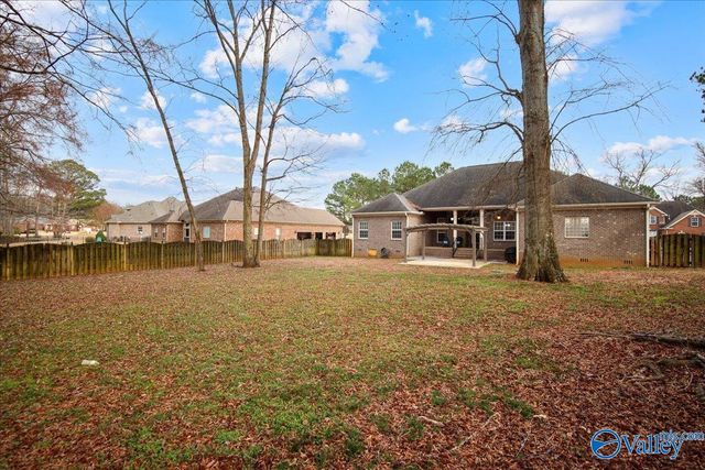 238 River Walk Trail, New Market, AL 35761
