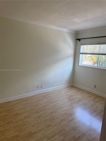924 SE 2nd St 14, Fort Lauderdale, FL 33301