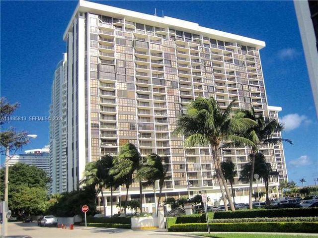 1901 Brickell Ave B1804, Miami, FL 33129