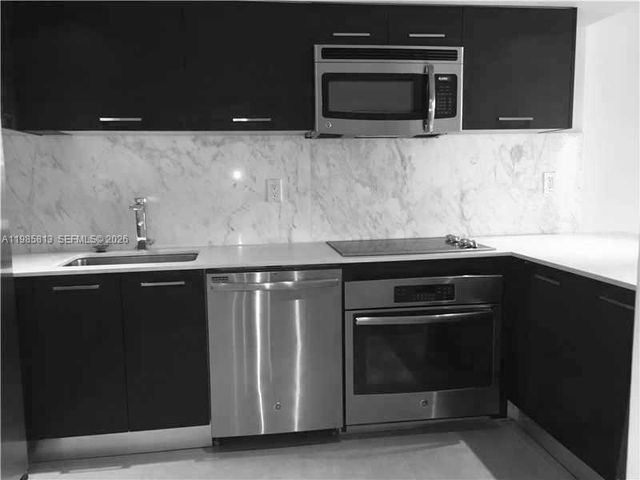 1901 Brickell Ave B1804, Miami, FL 33129