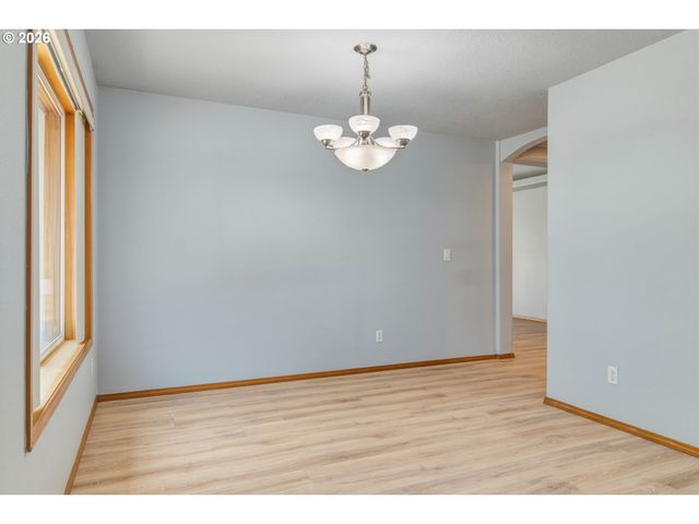 3330 Ne 164TH Loop, Portland, OR 97230