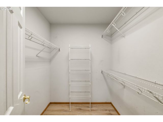 3330 Ne 164TH Loop, Portland, OR 97230