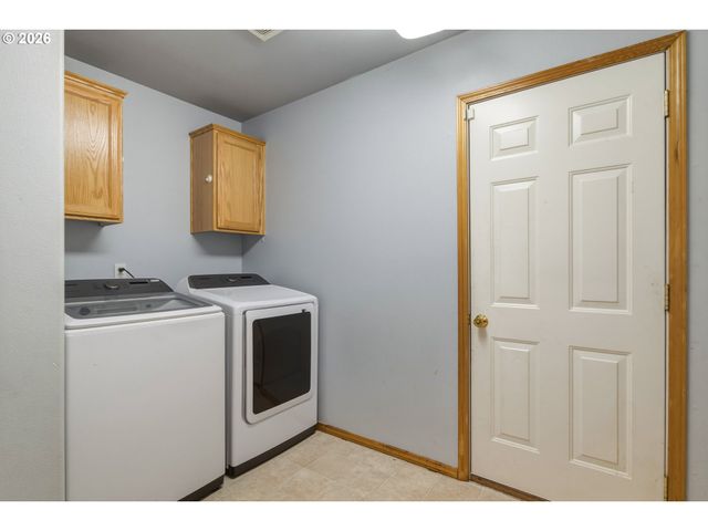 3330 Ne 164TH Loop, Portland, OR 97230