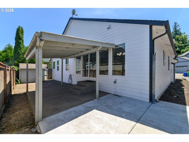 3330 Ne 164TH Loop, Portland, OR 97230