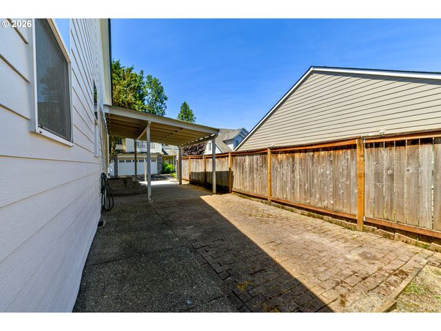 3330 Ne 164TH Loop, Portland, OR 97230