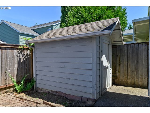 3330 Ne 164TH Loop, Portland, OR 97230