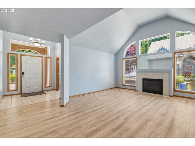 3330 Ne 164TH Loop, Portland, OR 97230