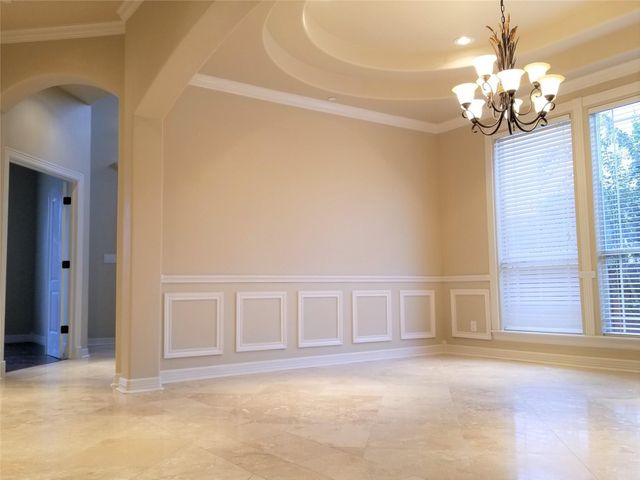 5809 Newcastle Street, Bellaire, TX 77401