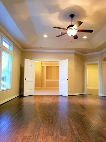 5809 Newcastle Street, Bellaire, TX 77401