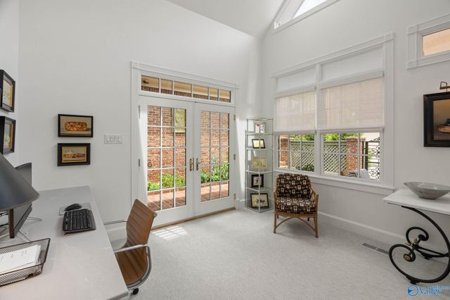 26 Saint James Square SE, Huntsville, AL 35801