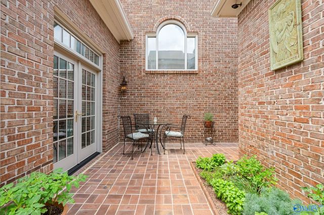 26 Saint James Square SE, Huntsville, AL 35801