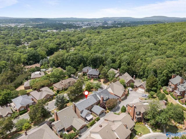26 Saint James Square SE, Huntsville, AL 35801