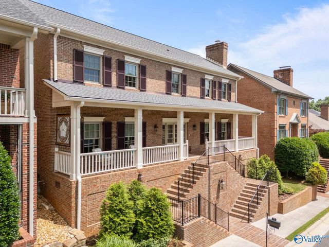 26 Saint James Square SE, Huntsville, AL 35801